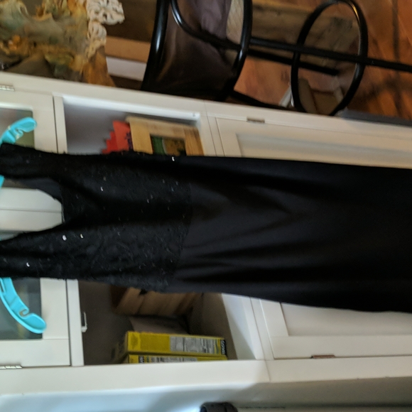 Dress - Picture 5 of 8